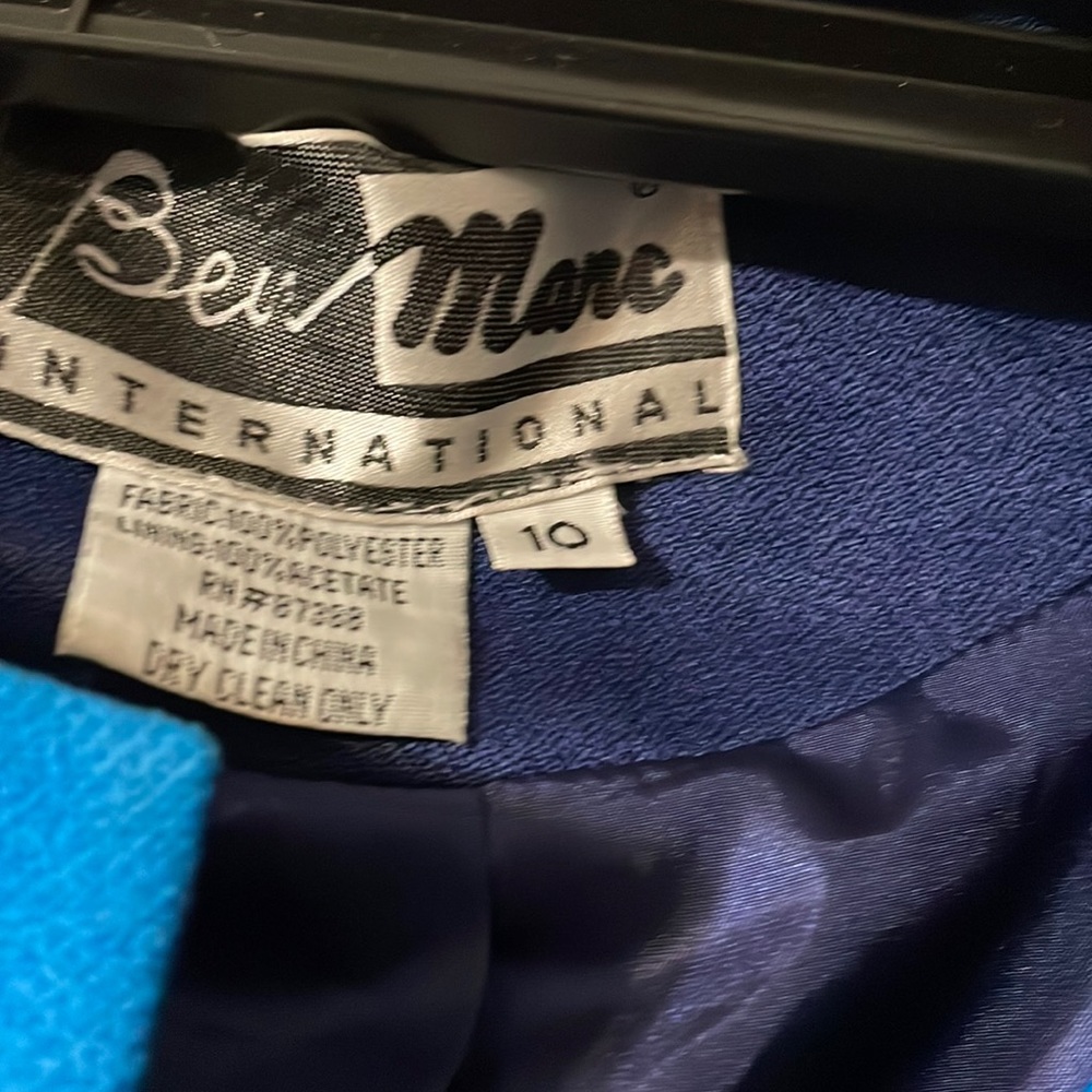 Dress suit